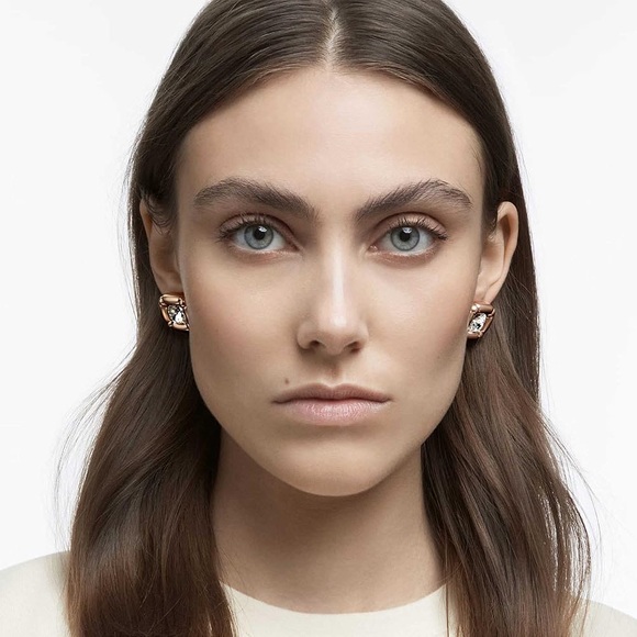 Swarovski Harmonia Cushion Cut Crystal Stud Earrings 5600943  Swarovski cushion cut earrings
